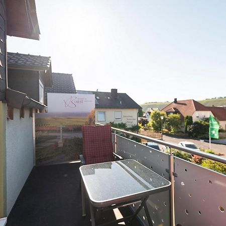 Weingut Und Gastehof Borst Nordheim am Main Exterior foto